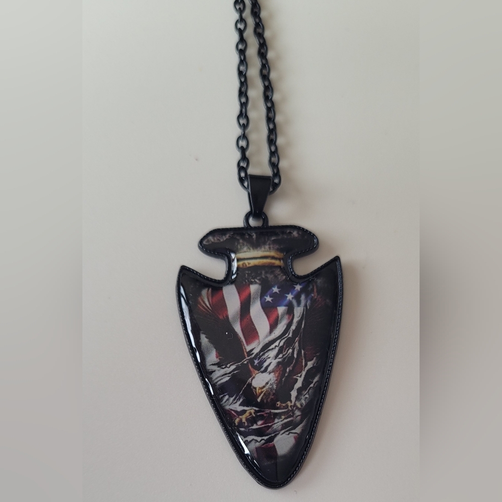 Black Arrow Necklace With US Flag & Eagle